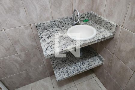 Casa à venda com 194m², 4 quartos e 2 vagas Casa à venda com 194m², 4 quartos e 2 vagasBanheiro Social