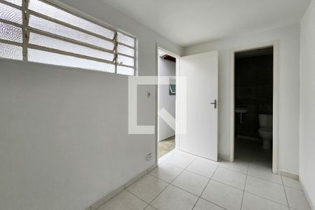 Casa à venda com 194m², 4 quartos e 2 vagas Casa à venda com 194m², 4 quartos e 2 vagasEdícula