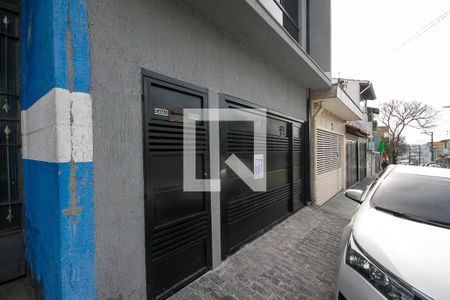 Casa para alugar com 125m², 2 quartos e 1 vaga Casa para alugar com 125m², 2 quartos e 1 vagaFachada