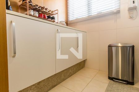 Apartamento à venda com 92m², 2 quartos e 2 vagasÁrea de Serviço