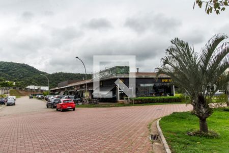 Apartamento à venda com 92m², 2 quartos e 2 vagasAlphasitio - Centro Comercial