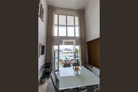 Apartamento à venda com 92m², 2 quartos e 2 vagasDetalhe Sala