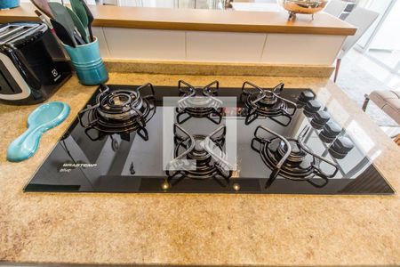 Apartamento à venda com 92m², 2 quartos e 2 vagasDetalhe do banheiro