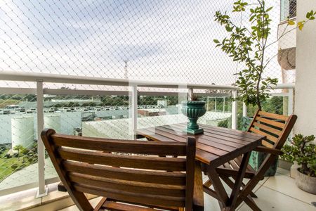 Apartamento à venda com 92m², 2 quartos e 2 vagasVaranda