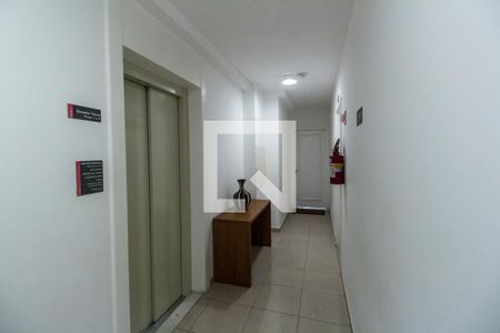 Apartamento à venda com 92m², 2 quartos e 2 vagasEntrada