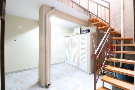 Casa para alugar com 80m², 2 quartos e sem vagaQuintal