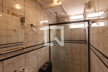 Banheiro de apartamento para alugar com 2 quartos, 52m² em Conjunto Habitacional Teotonio Vilela, São Paulo