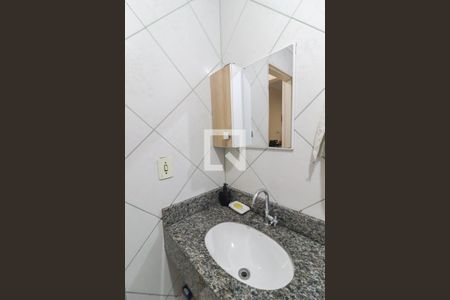 Casa à venda com 115m², 2 quartos e 1 vagaBanheiro 2