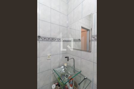 Casa à venda com 115m², 2 quartos e 1 vagaBanheiro 