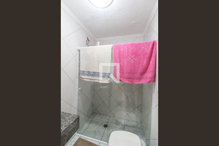 Casa à venda com 115m², 2 quartos e 1 vagaBanheiro 2