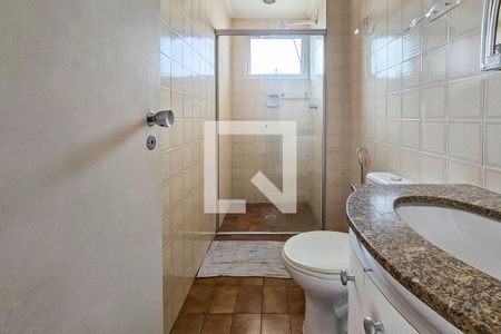 Apartamento para alugar com 120m², 3 quartos e 1 vagaBanheiro 