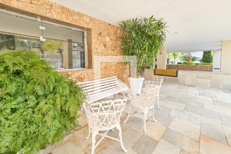 Apartamento para alugar com 120m², 3 quartos e 1 vagaÁrea de Lazer 