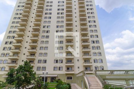 Apartamento à venda com 78m², 2 quartos e 1 vaga Apartamento à venda com 78m², 2 quartos e 1 vagaFachada do bloco