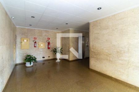 Apartamento à venda com 78m², 2 quartos e 1 vaga Apartamento à venda com 78m², 2 quartos e 1 vagaHall de entrada