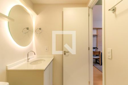 Banheiro de apartamento para alugar com 1 quarto, 33m² em Santo Amaro, São Paulo
