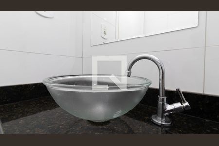 Apartamento para alugar com 49m², 2 quartos e sem vaga Apartamento para alugar com 49m², 2 quartos e sem vagaBanheiro - torneira