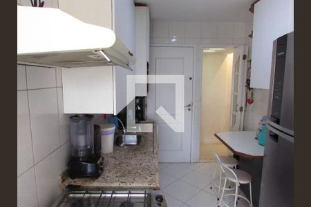 Apartamento à venda com 98m², 4 quartos e 1 vagaCozinha