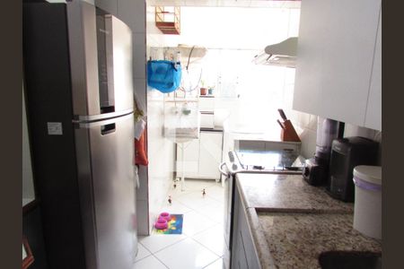 Apartamento à venda com 98m², 4 quartos e 1 vagaCozinha