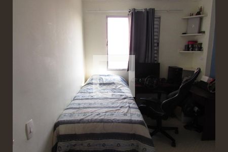 Apartamento à venda com 98m², 4 quartos e 1 vagaQuarto 2