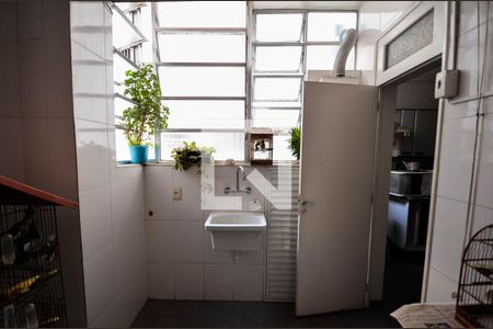 Apartamento à venda com 118m², 3 quartos e 1 vaga Apartamento à venda com 118m², 3 quartos e 1 vagaÁrea de Serviço