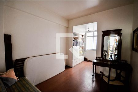 Apartamento à venda com 118m², 3 quartos e 1 vaga Apartamento à venda com 118m², 3 quartos e 1 vagaSuíte