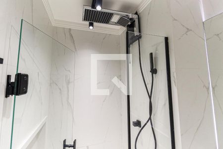 Banheiro de apartamento à venda com 1 quarto, 40m² em Vila Taquari, São Paulo