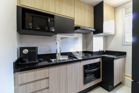 Cozinha de apartamento à venda com 1 quarto, 40m² em Vila Taquari, São Paulo