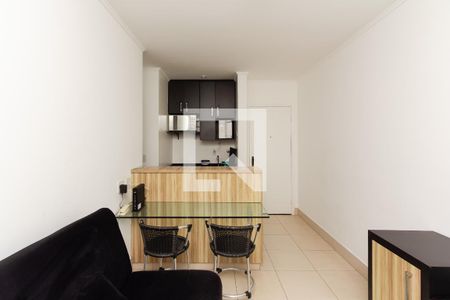 Sala/Cozinha de apartamento para alugar com 1 quarto, 37m² em Vila Uberabinha, São Paulo