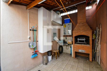 Casa à venda com 97m², 4 quartos e 2 vagasÁrea de Serviço