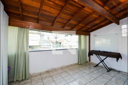 Casa à venda com 97m², 4 quartos e 2 vagasVaranda do Quarto 2 