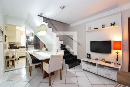 Sala de casa à venda com 4 quartos, 97m² em Jardim Santa Mena, Guarulhos