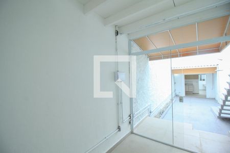 Casa à venda com 180m², 3 quartos e 1 vagaEdícula