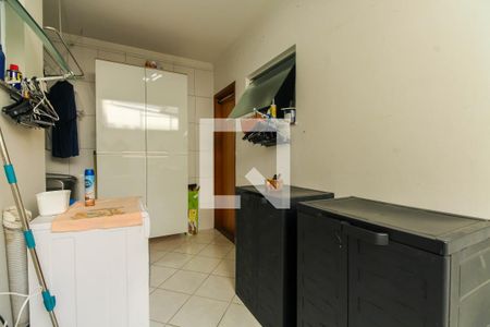 Casa à venda com 170m², 3 quartos e 3 vagasArea de serviço