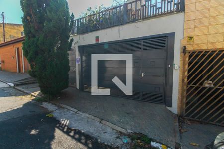 Casa à venda com 170m², 3 quartos e 3 vagasFachada