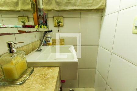 Casa à venda com 170m², 3 quartos e 3 vagasBanheiro