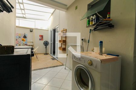 Casa à venda com 170m², 3 quartos e 3 vagasÁrea de serviço