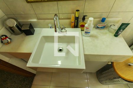 Casa à venda com 170m², 3 quartos e 3 vagasBanheiro Social