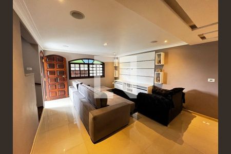 Casa à venda com 250m², 3 quartos e 3 vagas