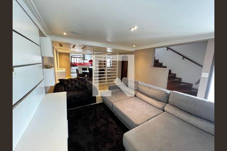 Casa à venda com 3 quartos, 250m² em Jardim Monte Azul, São Paulo