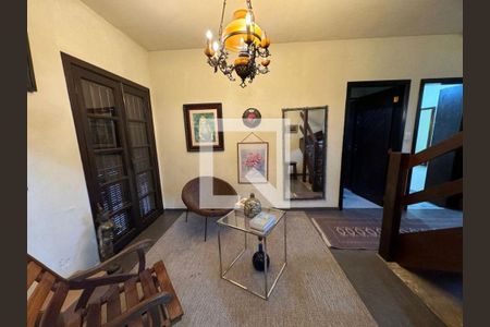 Casa à venda com 4 quartos, 197m² em Planalto Paulista, São Paulo