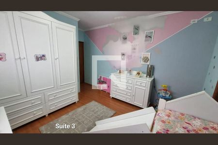 Casa à venda com 3 quartos, 184m² em Parque Maria Domitila, São Paulo