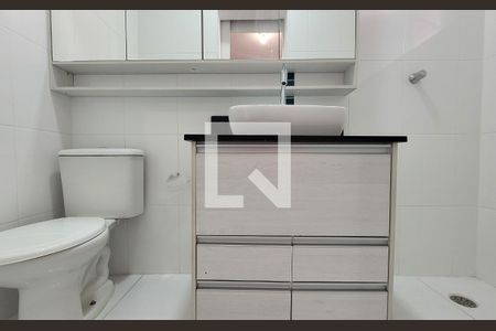 Casa à venda com 115m², 2 quartos e 2 vagasBanheiro da suíte 2