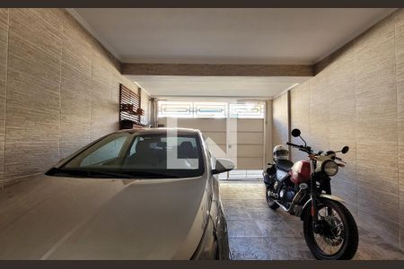 Casa à venda com 115m², 2 quartos e 2 vagasGaragem