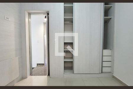 Casa à venda com 115m², 2 quartos e 2 vagasSuíte