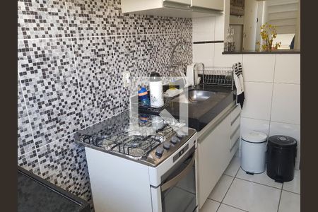 Apartamento para alugar com 58m², 3 quartos e 1 vaga Apartamento para alugar com 58m², 3 quartos e 1 vagaCozinha e Área de Serviço