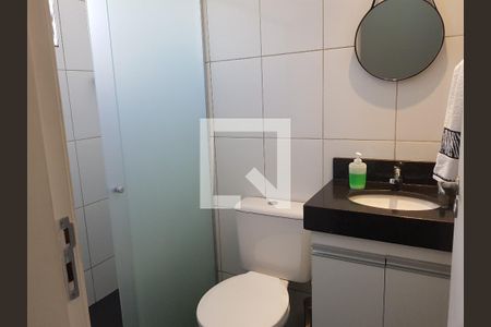 Apartamento para alugar com 58m², 3 quartos e 1 vaga Apartamento para alugar com 58m², 3 quartos e 1 vagaBanheiro do Quarto 2