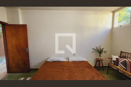 Casa de condomínio à venda com 440m², 5 quartos e 8 vagas Casa de condomínio à venda com 440m², 5 quartos e 8 vagasQuarto Suíte