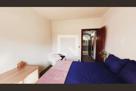 Casa de condomínio à venda com 440m², 5 quartos e 8 vagas Casa de condomínio à venda com 440m², 5 quartos e 8 vagasQuarto 3