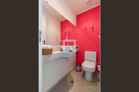 Apartamento à venda com 160m², 4 quartos e 3 vagas Apartamento à venda com 160m², 4 quartos e 3 vagasBanheiro Social