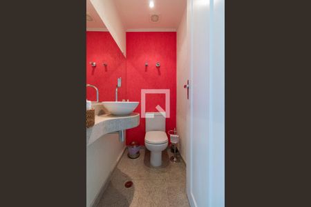 Apartamento à venda com 160m², 4 quartos e 3 vagas Apartamento à venda com 160m², 4 quartos e 3 vagasBanheiro Social